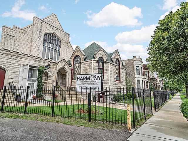 Appartement Modern 4Br Just A Block From Cta Pink Line With Pool Table Free Parking à Chicago Extérieur photo